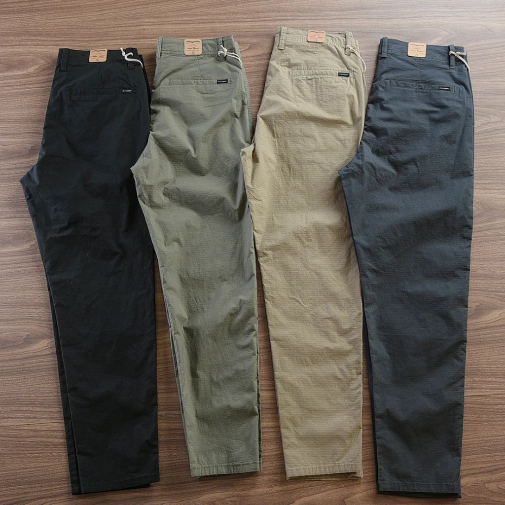 Pague 2 Leve 4 - Calça Masculina Reta em Sarja + Brinde: Carteira Minimalista